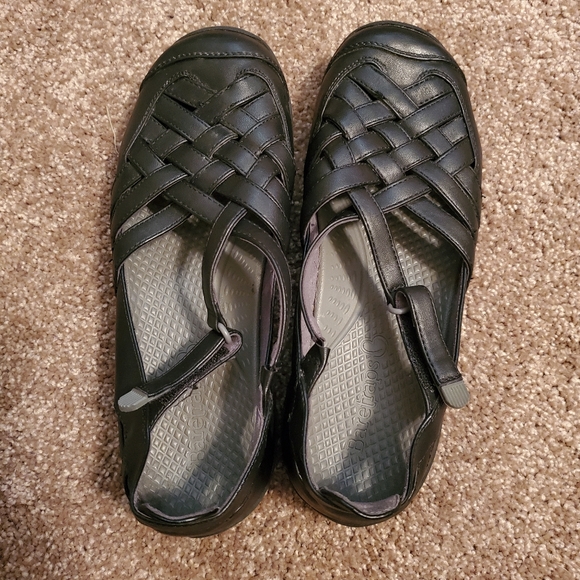 Black Braretraps Women Flats Velcro Strap - Picture 2 of 8